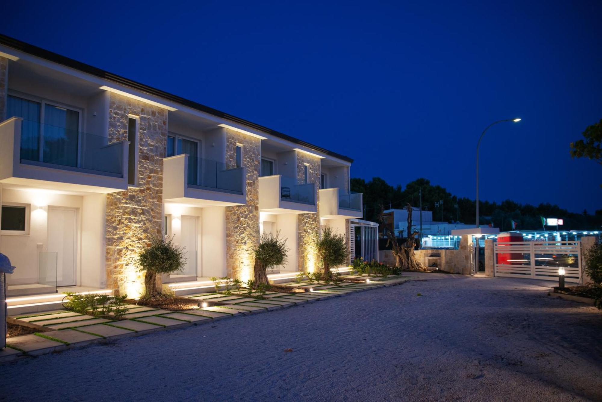 Montedarena Hotel Pulsano Exterior photo